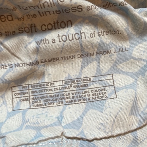 J.Jill Authentic Fit Slim Ankle Jeans | size: 2 Petite - Picture 9 of 9